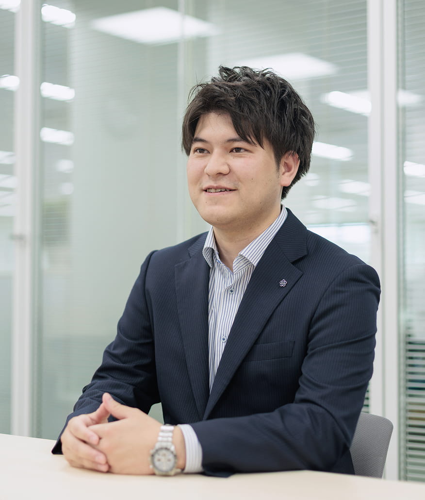 社員
